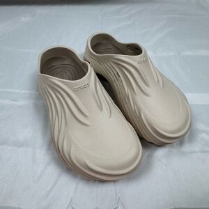 CROCS Women's Sandstone Sculpted Slip-On Mules